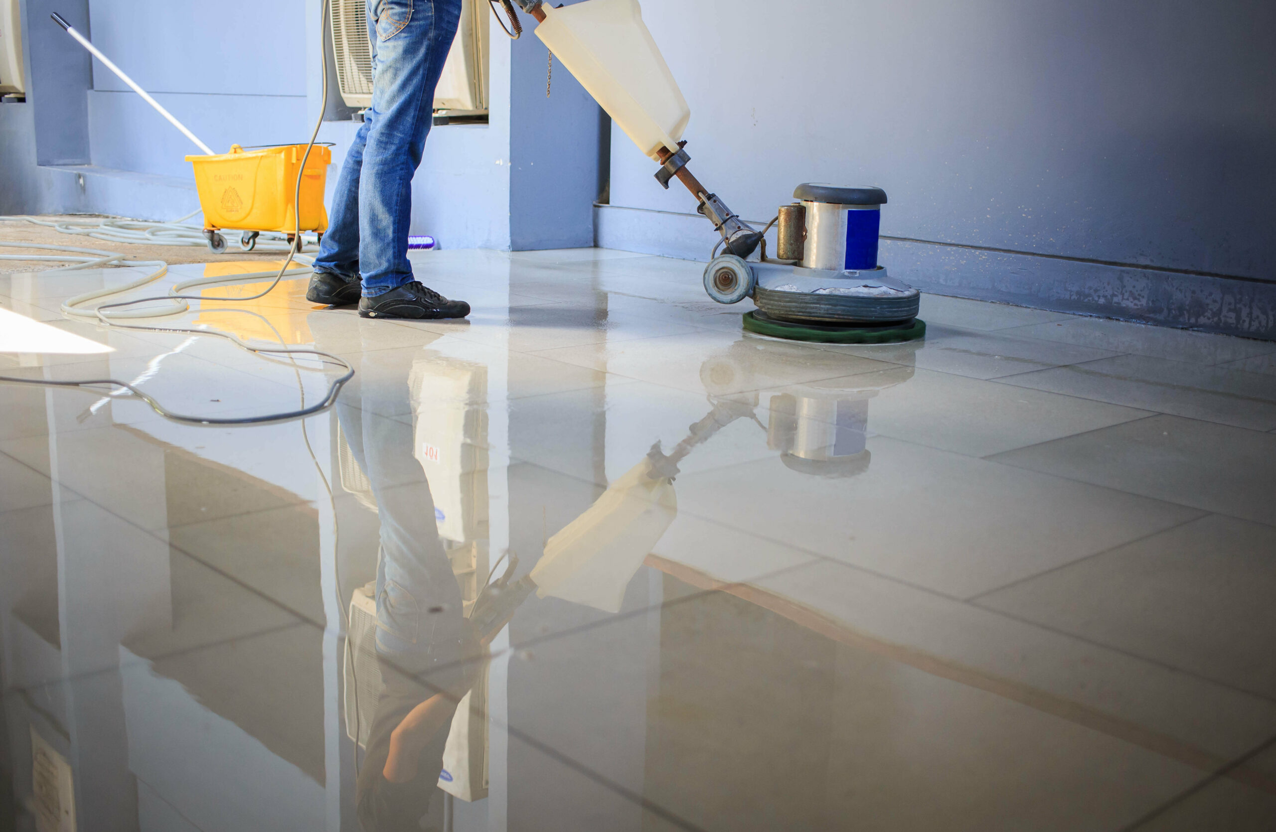 Floor Scrubbing photo